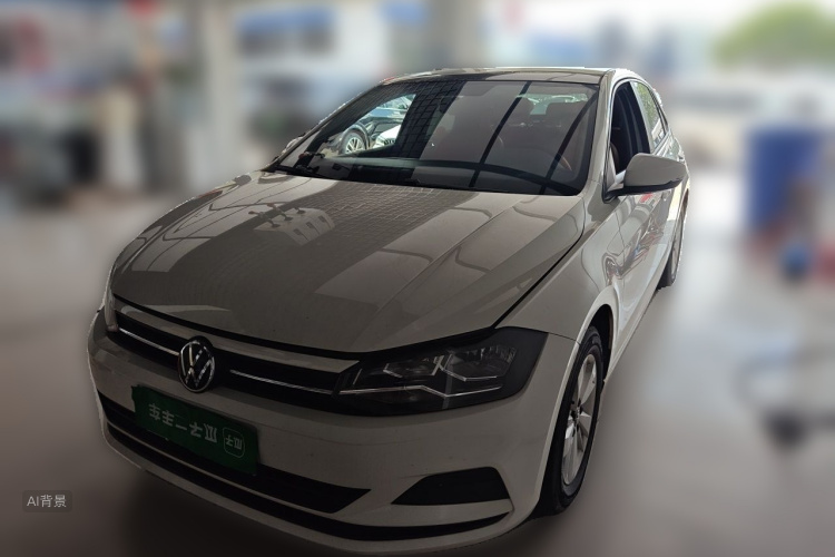 Volkswagen Polo 2022 car image #2