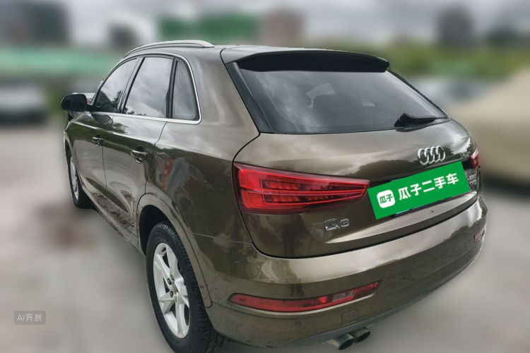Audi Q3 2018 car image #5