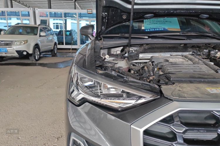 Audi Q3 2021 immagine di auto #8