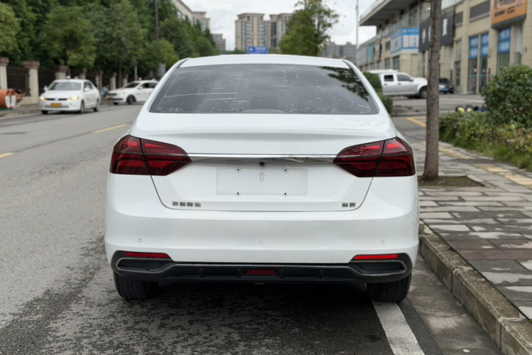 GEELY Emgrand 2019 #6 GEELY Emgrand 2019 car image #6