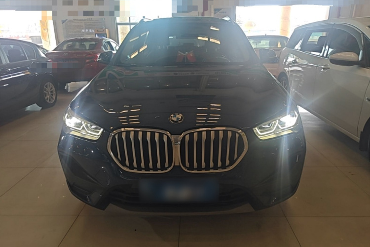 BMW X1 2021 car image #3