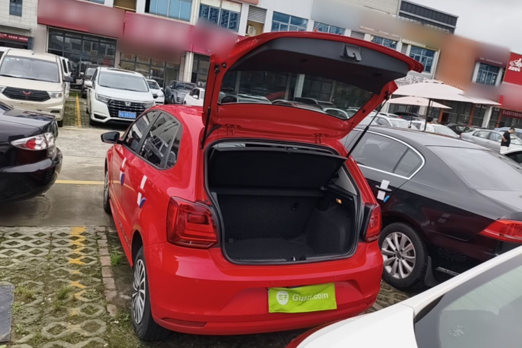 Volkswagen Polo 2018 car image #19