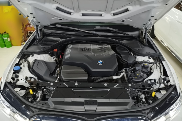 BMW 3 Series 2020 #20 BMW 3 Series 2020 car image #20