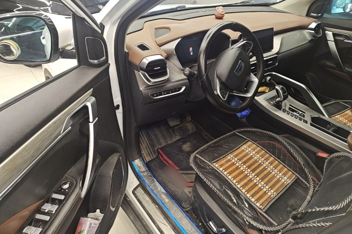 GEELY Coolray 2019 #23 GEELY Coolray 2019 car image #23