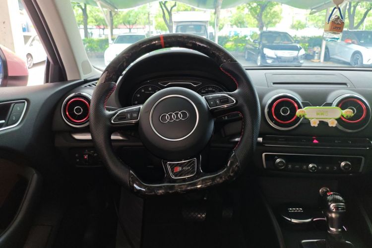 Audi A3 2017 car image #16