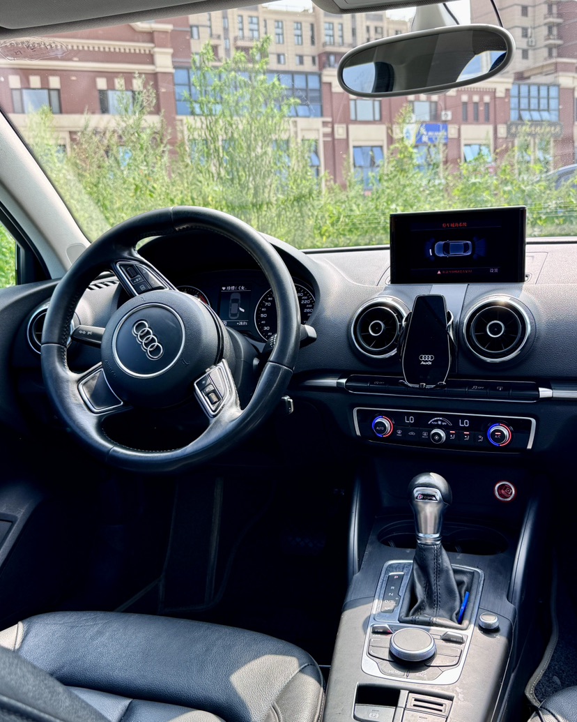 Audi A3 2015 car image #6