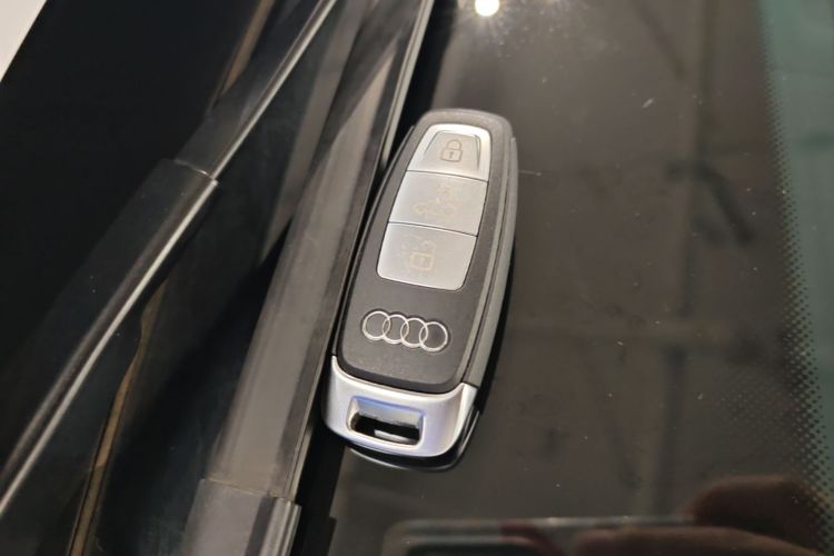 Audi A3 2024 car image #9