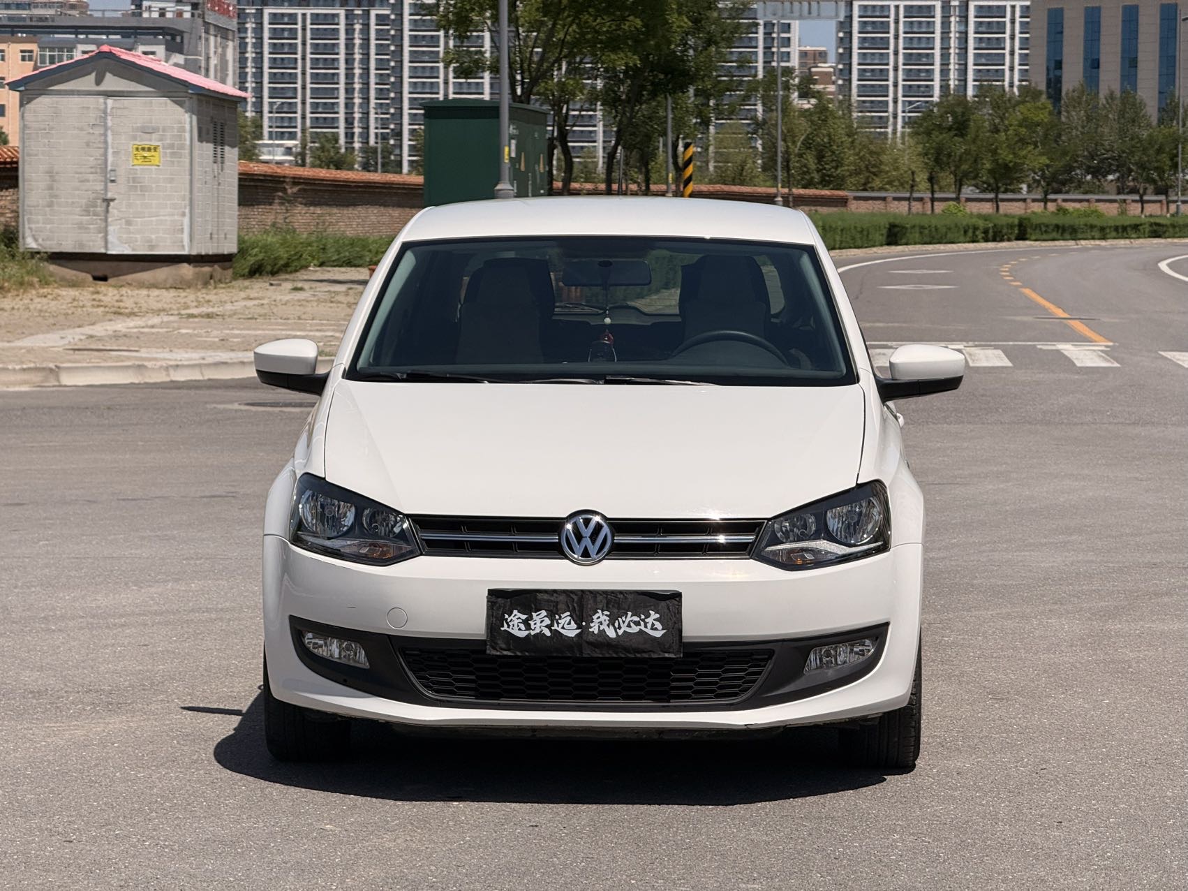 Volkswagen Polo 2013 car image #2