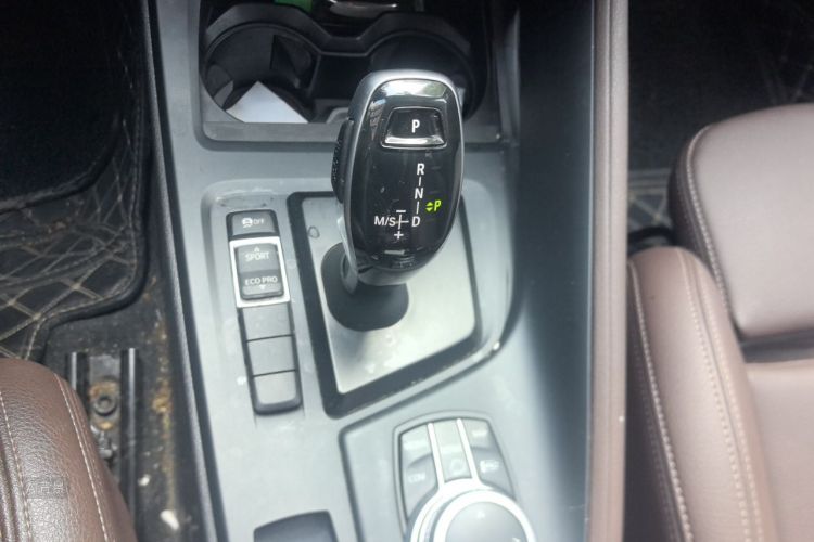 BMW X1 2022 صورة سيارة #16