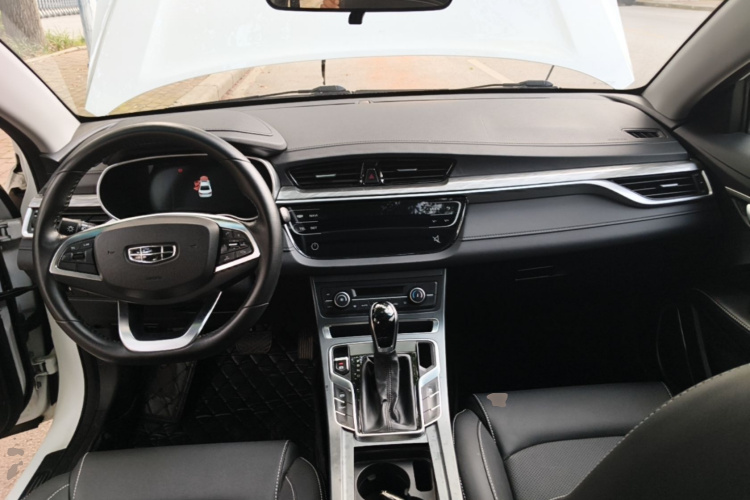 GEELY Emgrand 2020 car image #10