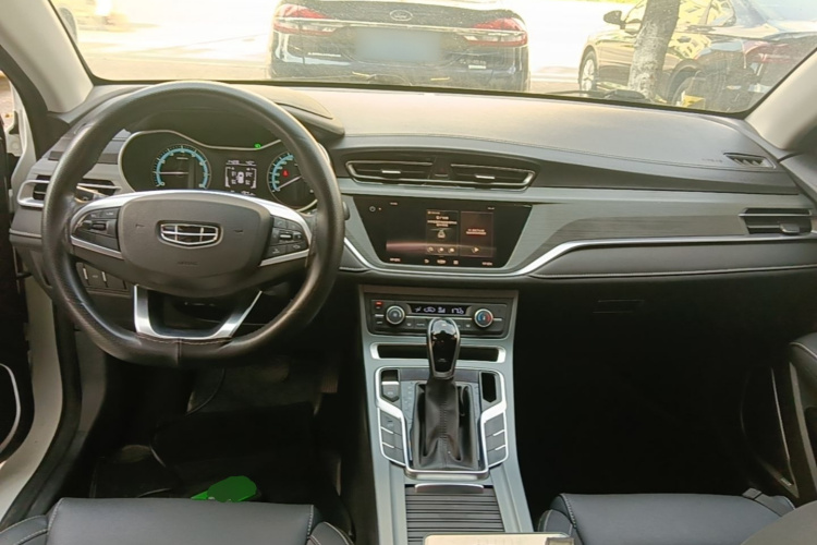 GEELY Emgrand 2022 #10 GEELY Emgrand 2022 car image #10
