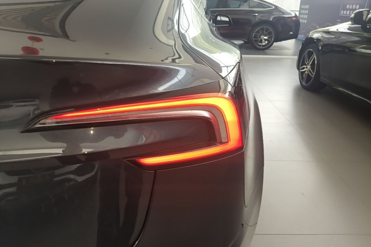 Tesla Model 3 2024 #8 Tesla Model 3 2024 image de voiture #8