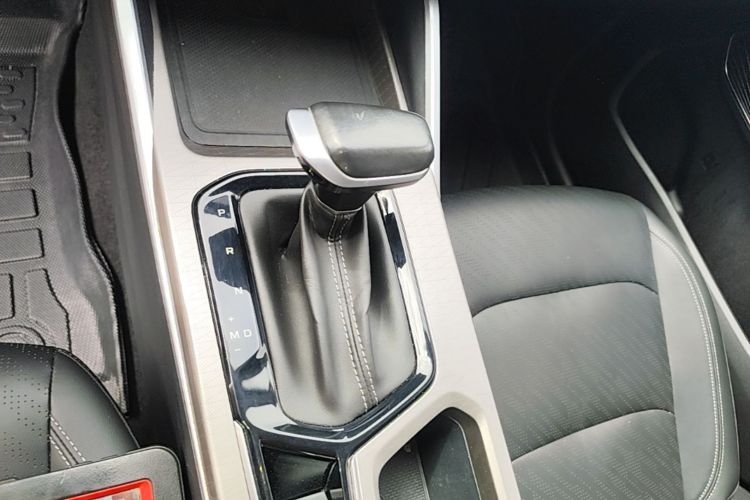 GEELY Emgrand 2022 #14 GEELY Emgrand 2022 car image #14