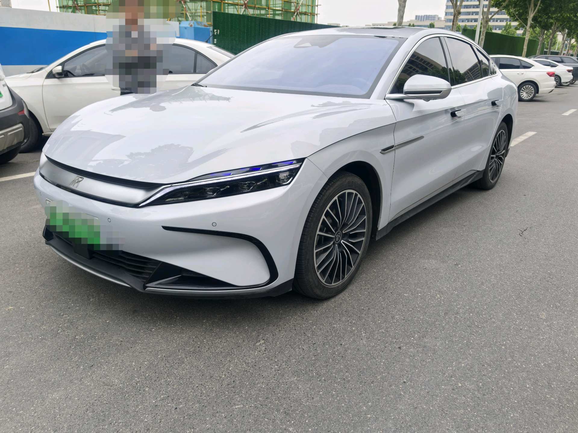 BYD Han 2024 car image 