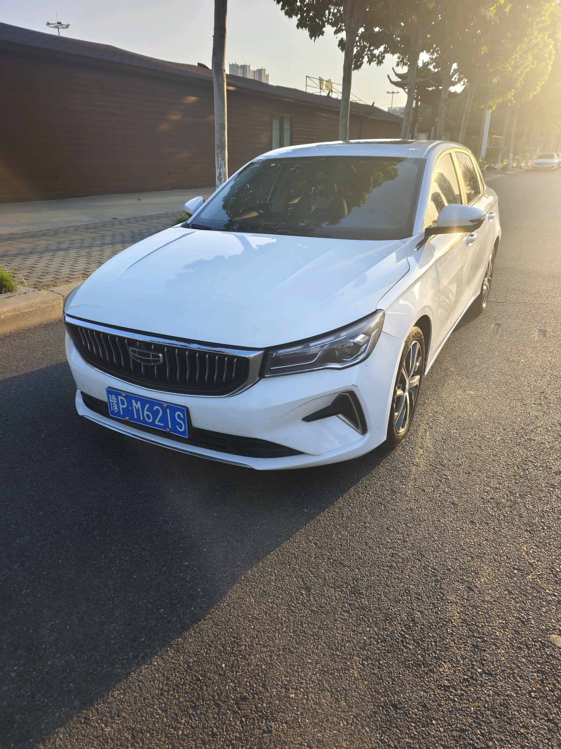 GEELY Emgrand 2023 car image 