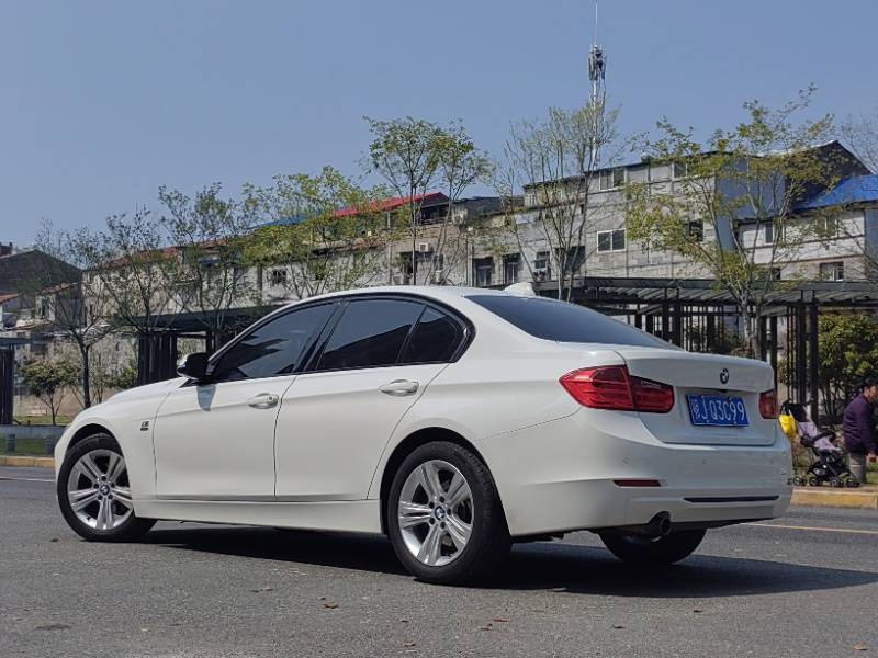 BMW 3 Series 2015 immagine di auto #9