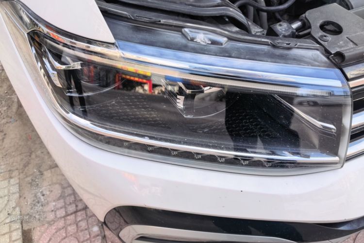 Volkswagen T-Cross 2021 صورة سيارة #8