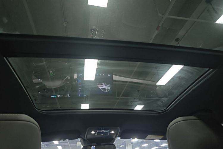 BYD Han 2022 car image #18