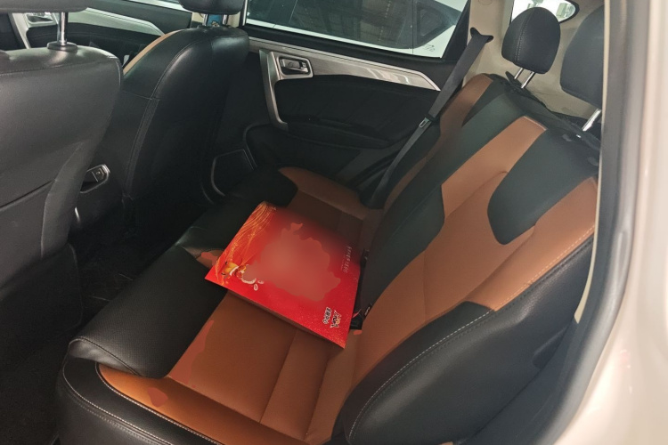 GEELY Vision X6 2017 car image #17