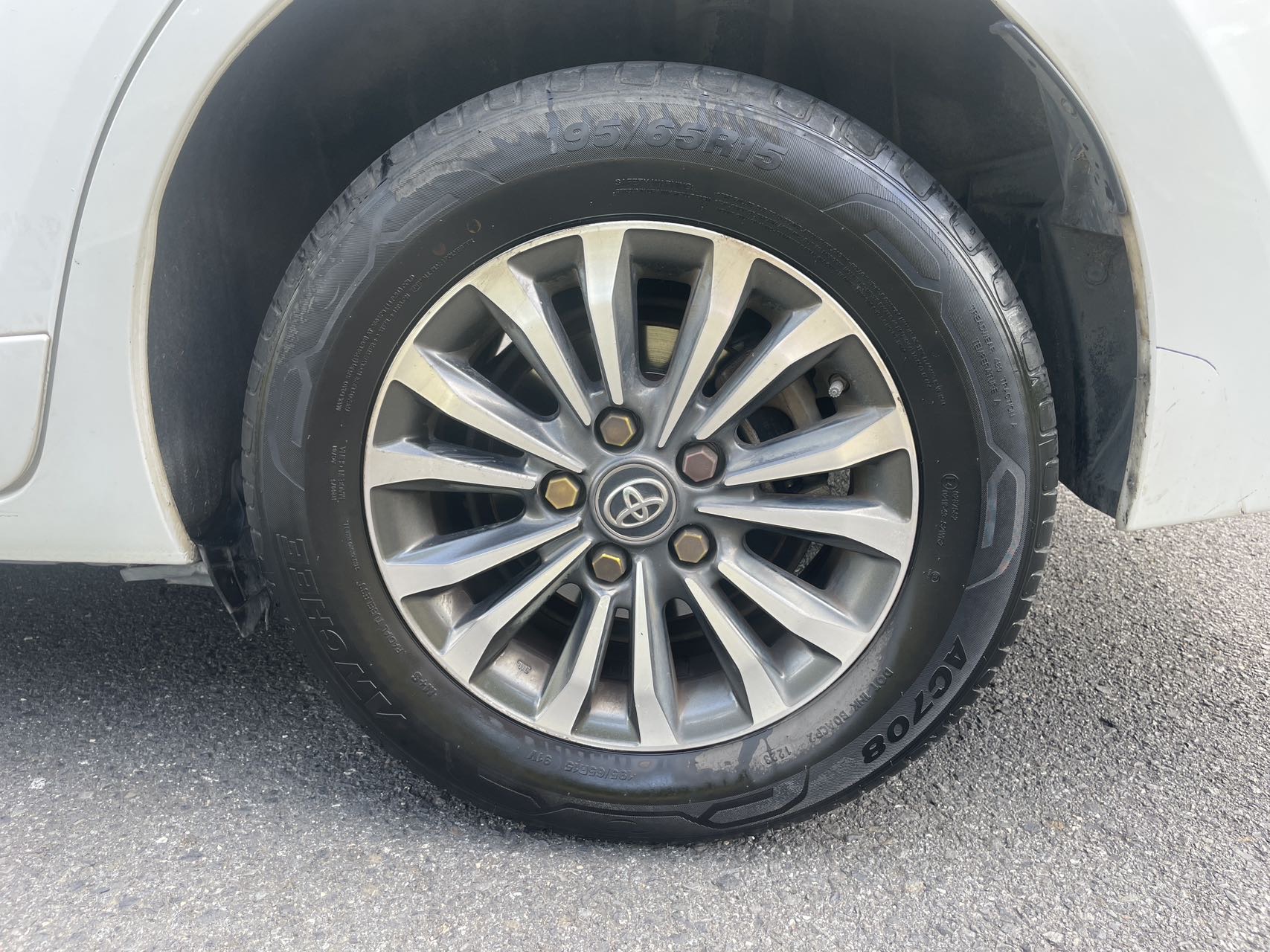 Toyota Corolla 2018 car image #10