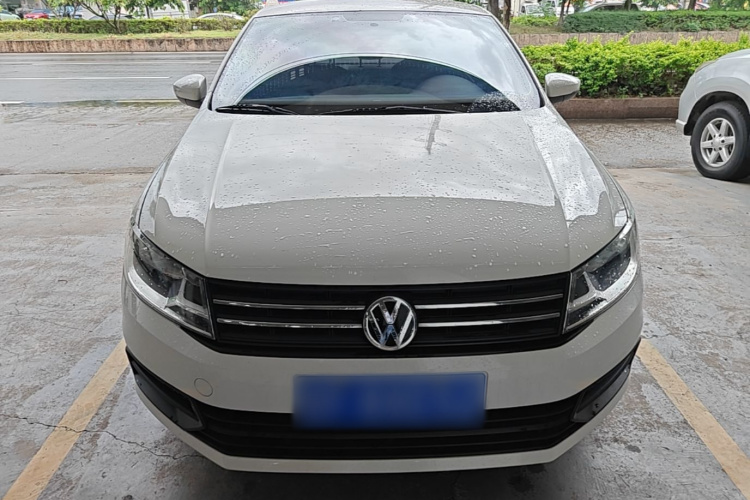 Volkswagen Santana 2021 car image #3