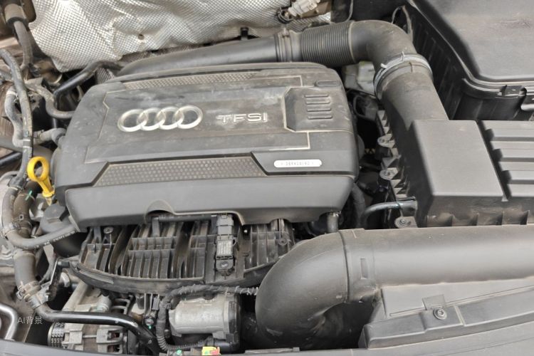 Audi Q3 2016 car image #22