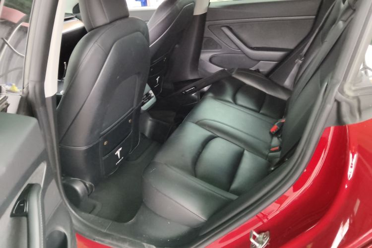 Tesla Model 3 2020 car image #17