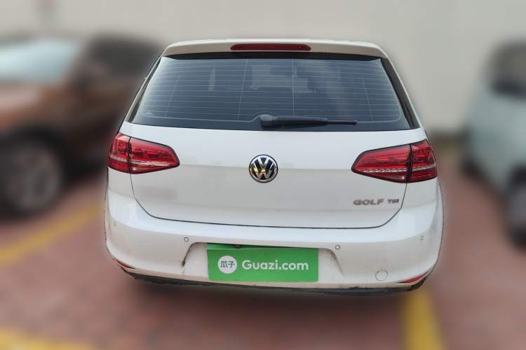 Volkswagen Golf 2014 car image #4