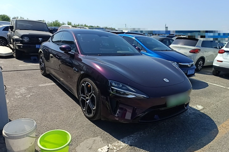 MI SU7 2025 car image #4