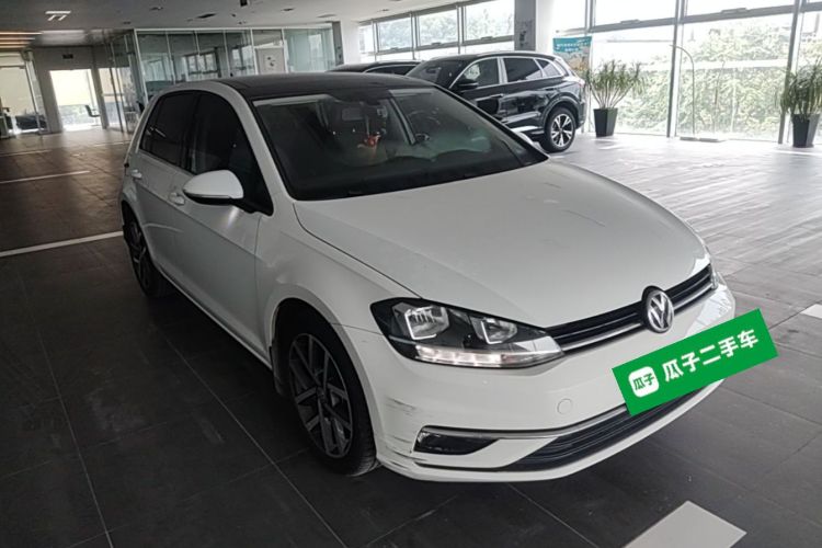 Volkswagen Golf 2020 #4 Volkswagen Golf 2020 car image #4