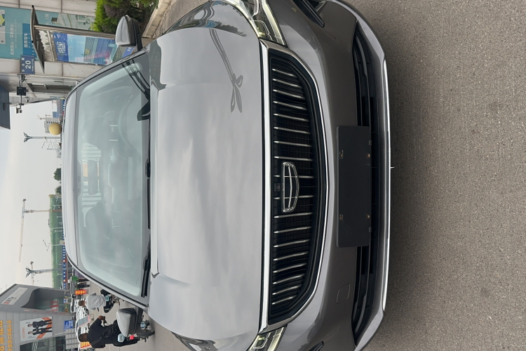 GEELY Emgrand 2021 car image #3