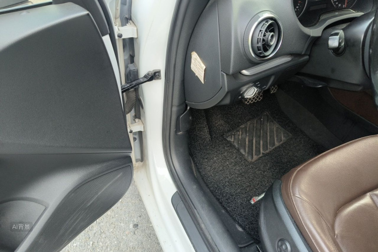 Audi A3 2015 immagine di auto #18