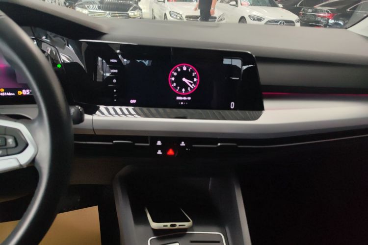 Volkswagen Golf 2020 imagen de coche #13