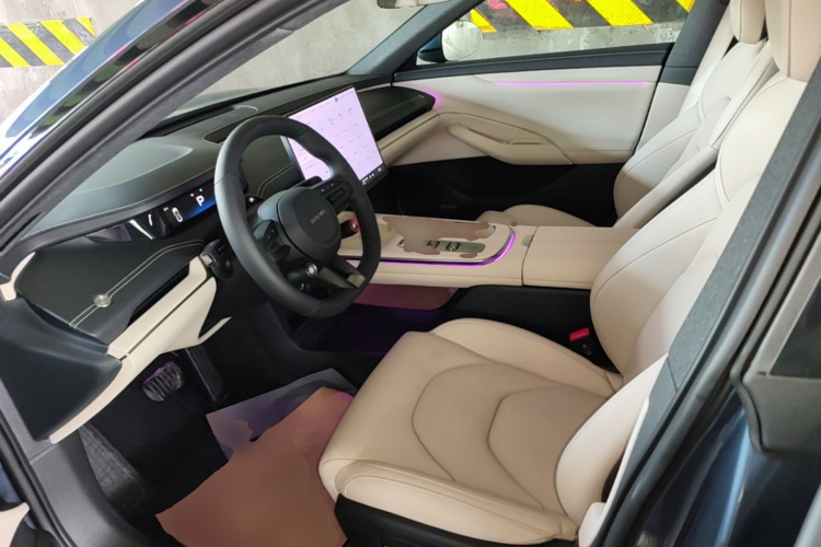 MI SU7 2025 car image #19