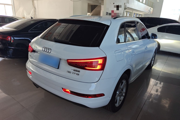 Audi Q3 2019 #7 Audi Q3 2019 car image #7