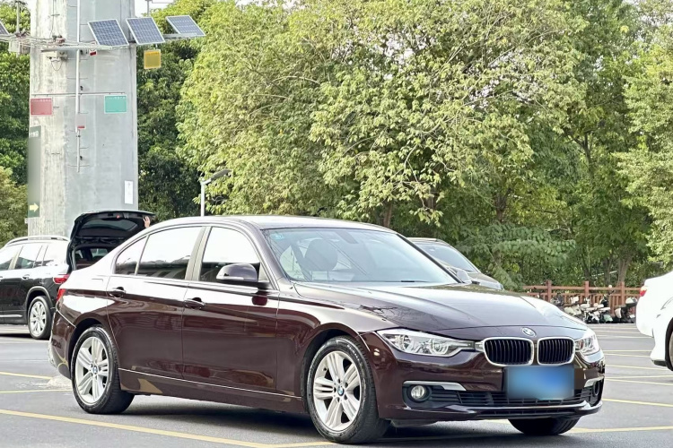 BMW 3 Series 2017 #6 BMW 3 Series 2017 car image #6