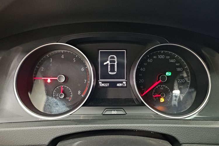 Volkswagen Golf 2020 #12 Volkswagen Golf 2020 изображение автомобиля #12