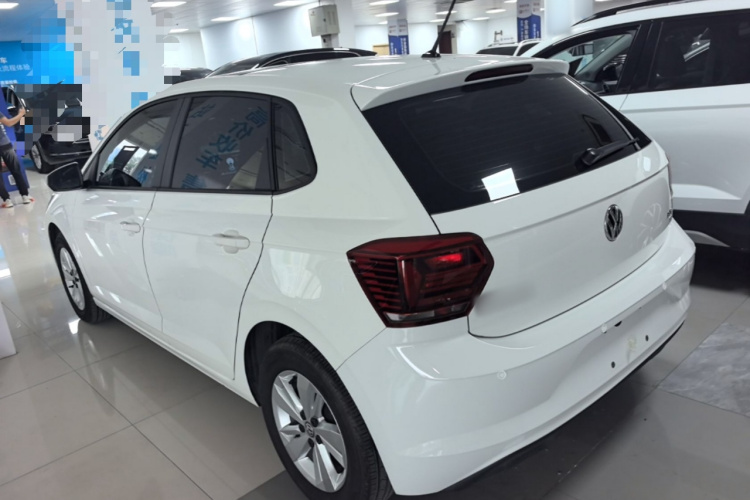 Volkswagen Polo 2020 car image #5