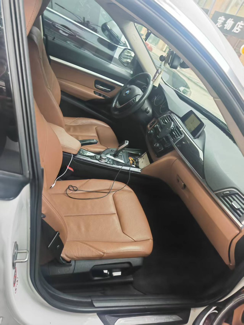 BMW 3 Series GT 2017 #2 BMW 3 Series GT 2017 car image #2