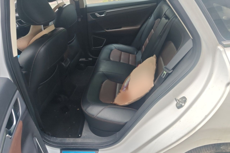 GEELY Emgrand GL 2018 car image #14