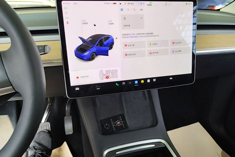 Tesla Model Y 2021 #13 Tesla Model Y 2021 car image #13