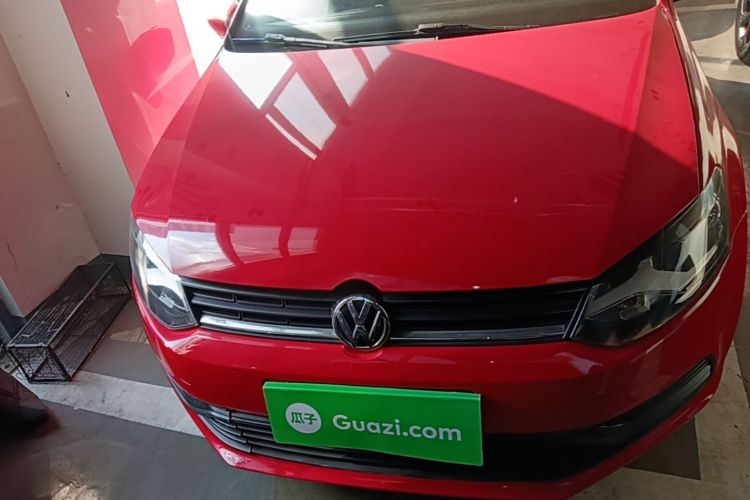 Volkswagen Polo 2018 car image #3
