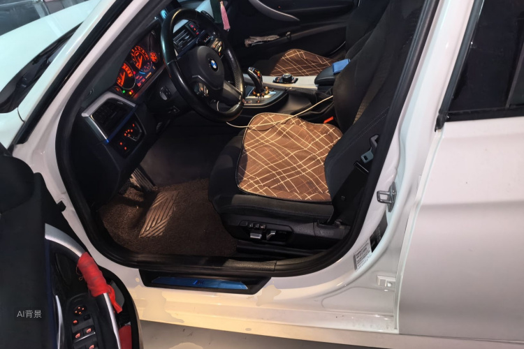 BMW 3 Series 2018 car image #18