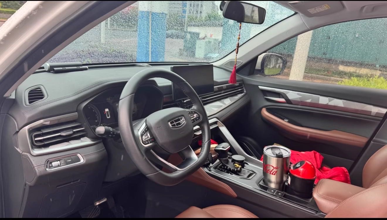 GEELY Vision X6 2022 изображение автомобиля #5