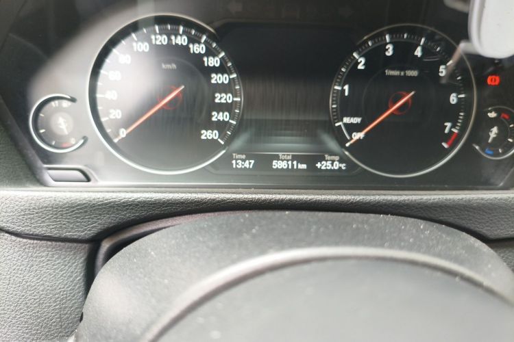 BMW 3 Series 2018 #8 BMW 3 Series 2018 car image #8