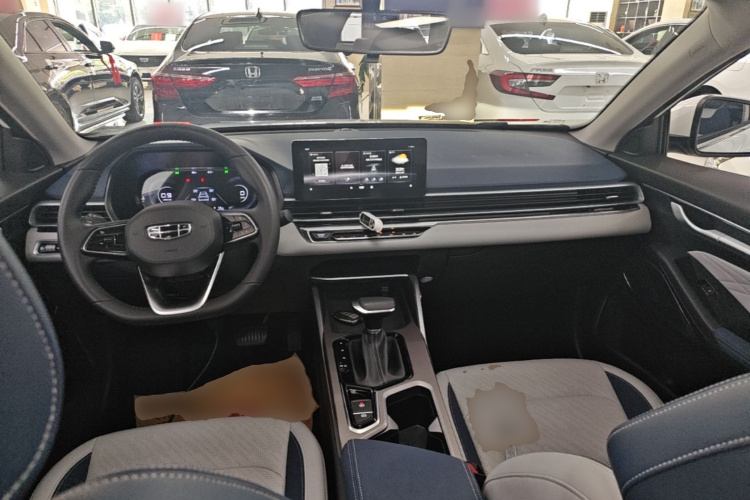 GEELY Emgrand 2022 #10 GEELY Emgrand 2022 car image #10