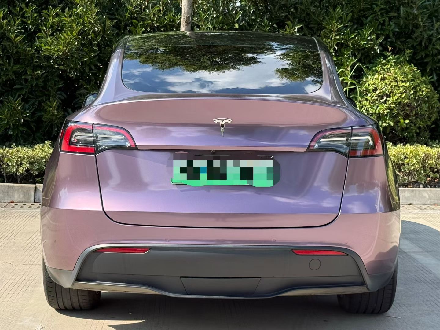 Tesla Model Y 2021 car image #4