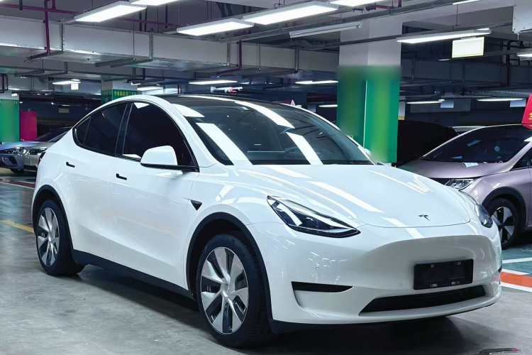 Tesla Model Y 2022 #21 Tesla Model Y 2022 immagine di auto #21