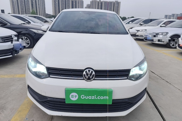Volkswagen Polo 2017 car image #3