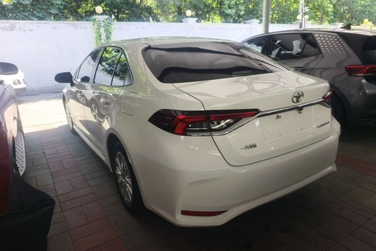 Toyota Corolla 2021 imagen de coche #5